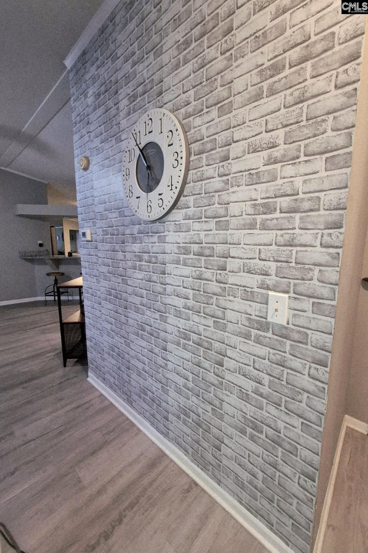 150 Crestwood Arch Photo 6