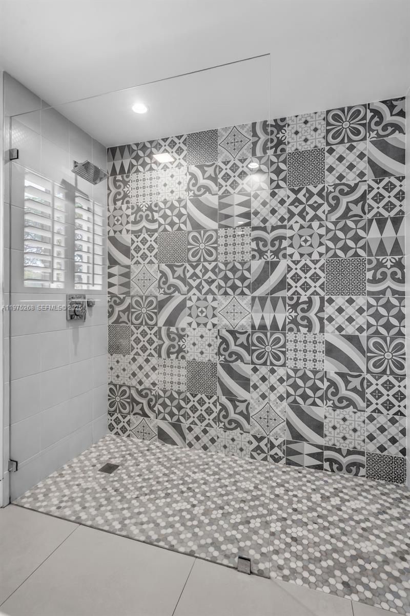 1632 SW 12th St, Miami, FL 33135 Photo