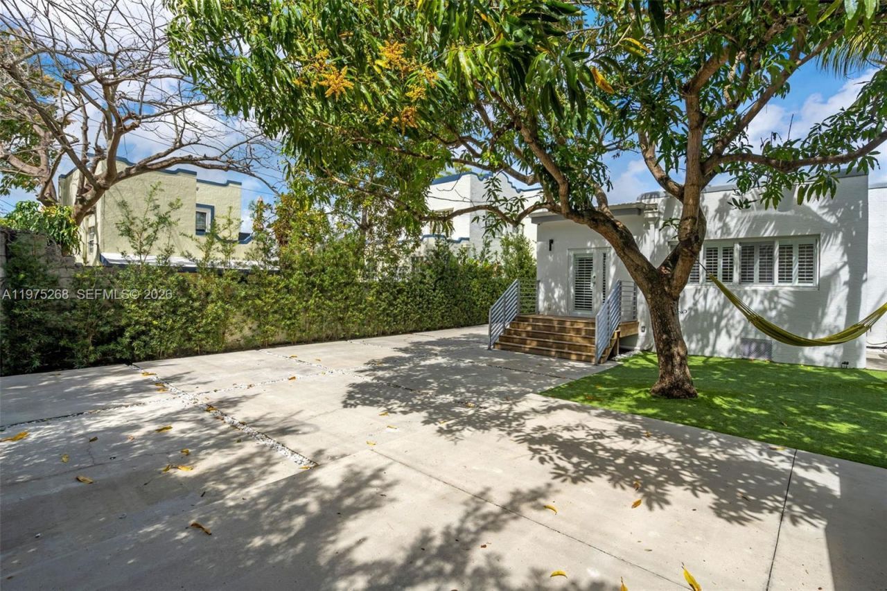 1632 SW 12th St, Miami, FL 33135 Photo