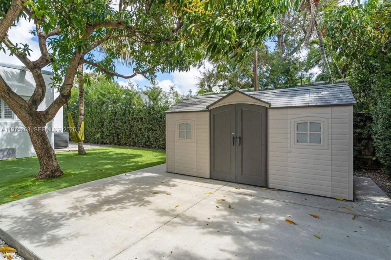 1632 SW 12th St, Miami, FL 33135 Photo