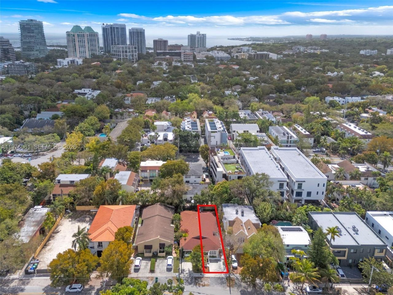 2934 W Trade Ave , Unit B, Miami, FL 33133 Photo