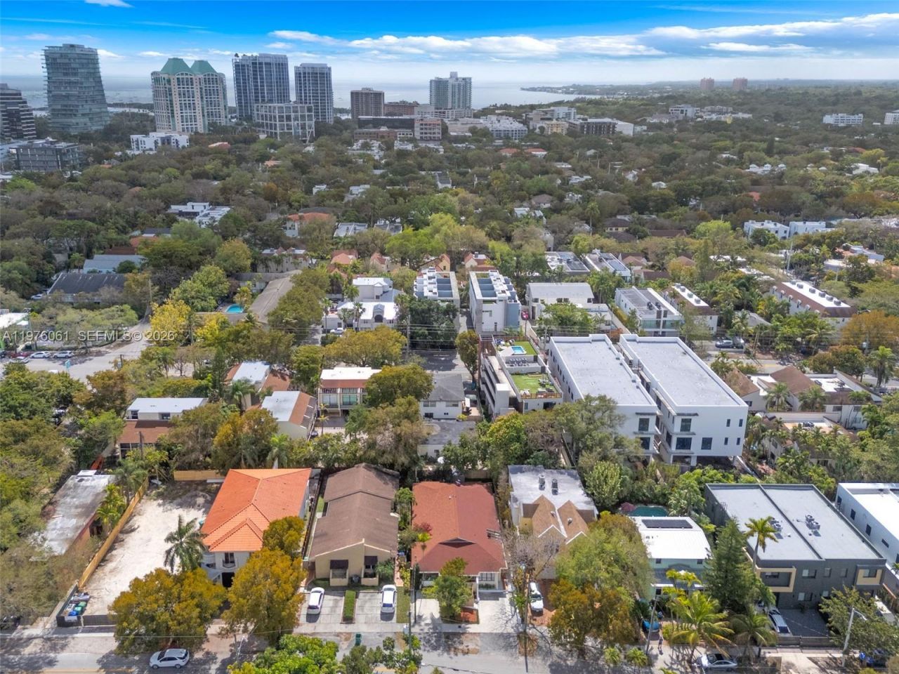 2934 W Trade Ave, Unit B, Miami, FL 33133 Photo