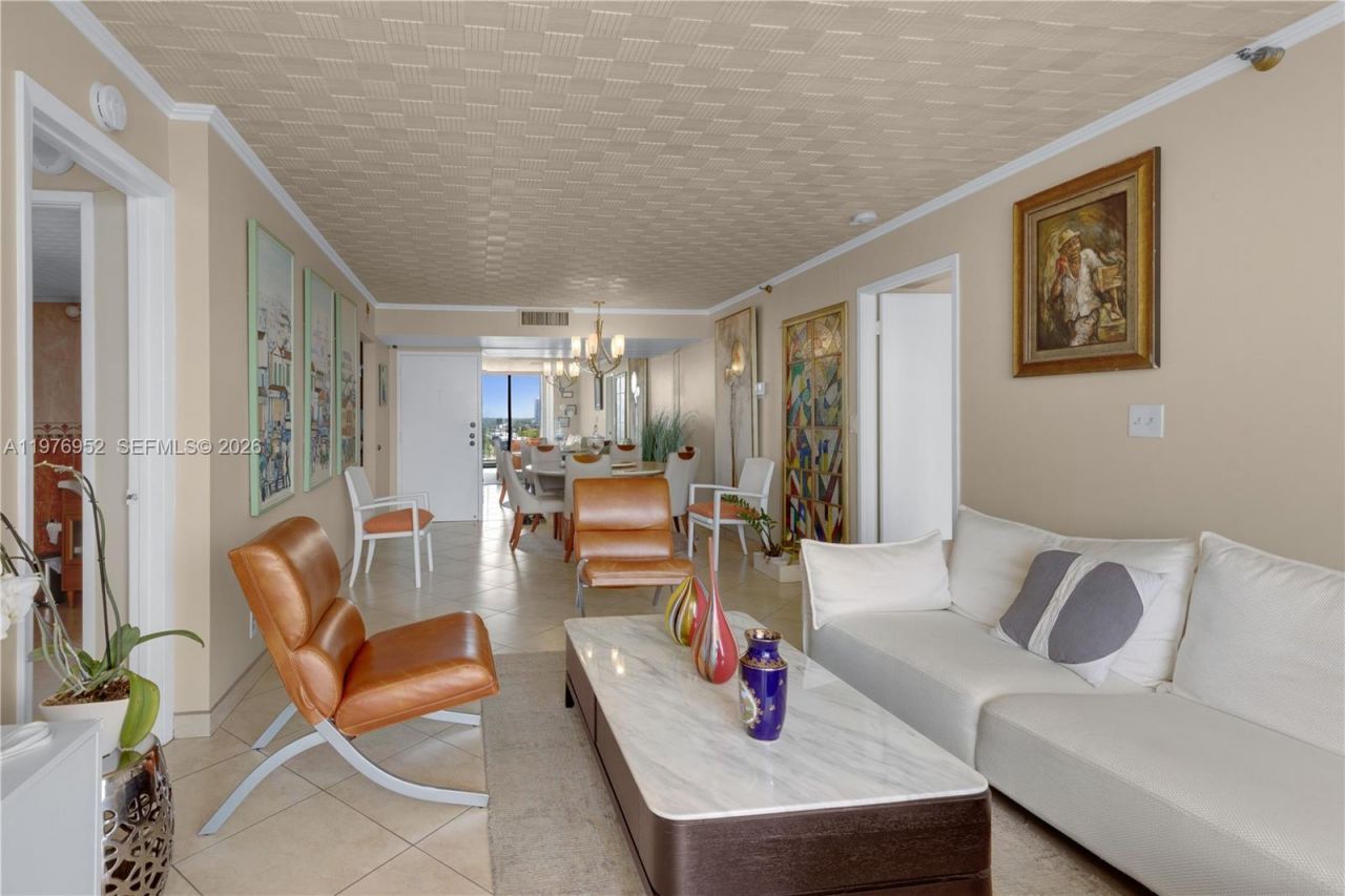 290 174th St , Unit 1006, Sunny Isles Beach, FL 33160 Photo