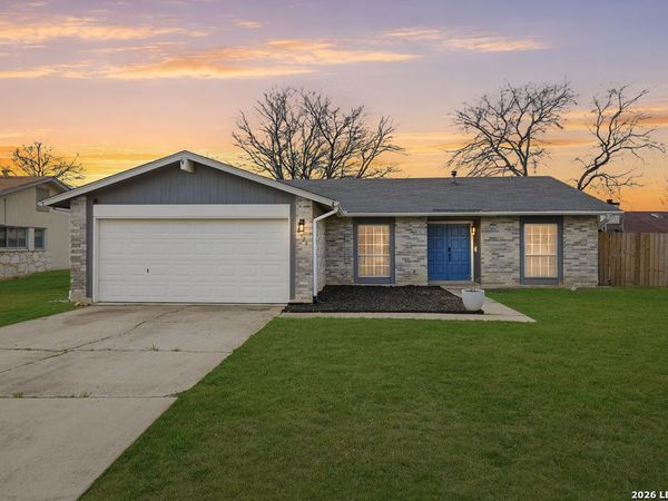 6926 Montgomery Dr, San Antonio, TX 78239