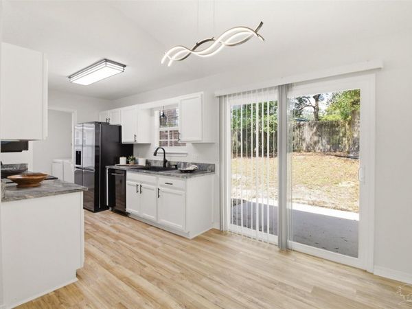 5327 Overbrook Dr, Milton, FL 32570