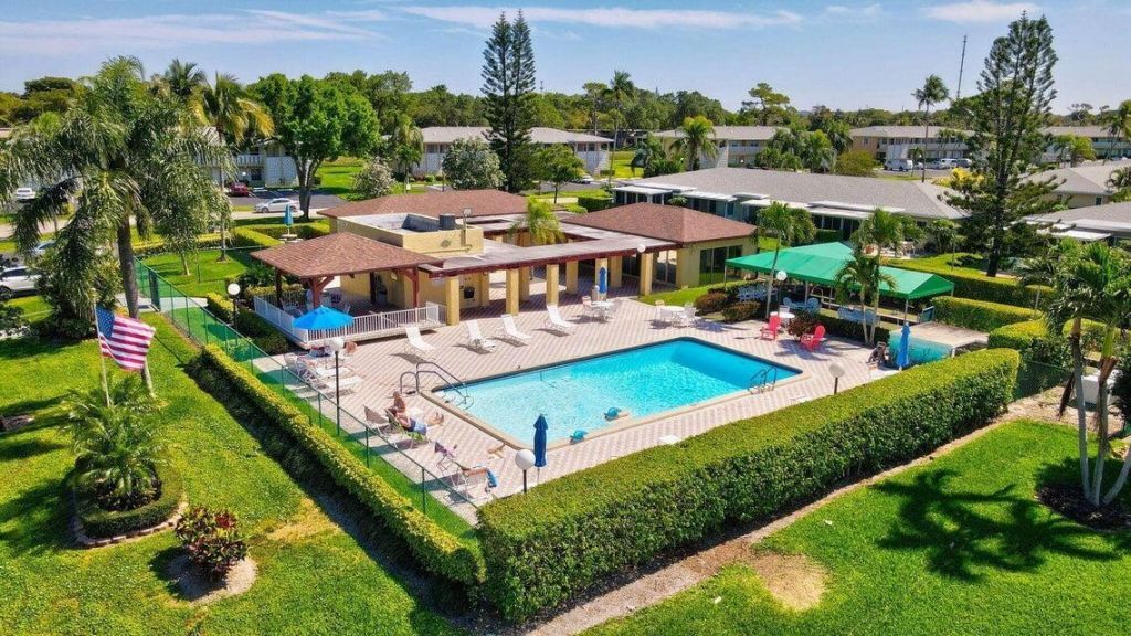 1110 Cactus Terrace, Unit D, Delray Beach, FL 33445 Photo