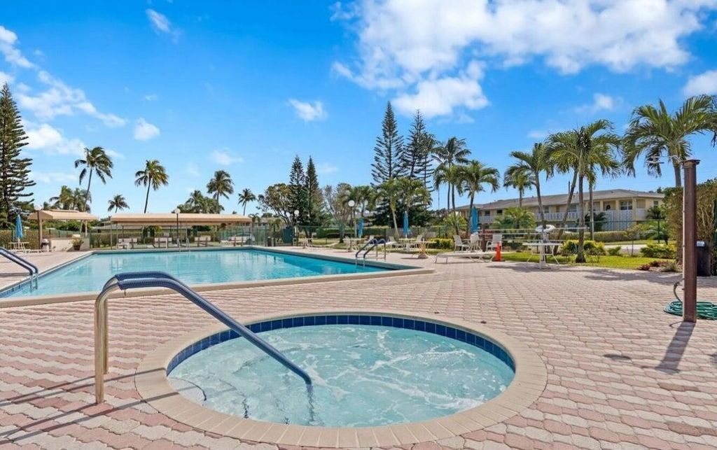 1110 Cactus Terrace, Unit D, Delray Beach, FL 33445 Photo
