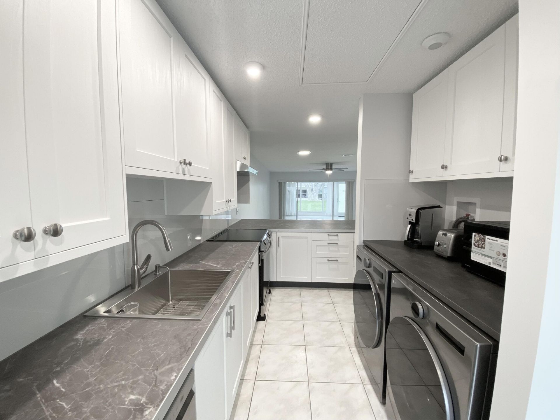 1110 Cactus Terrace, Unit D, Delray Beach, FL 33445 Photo