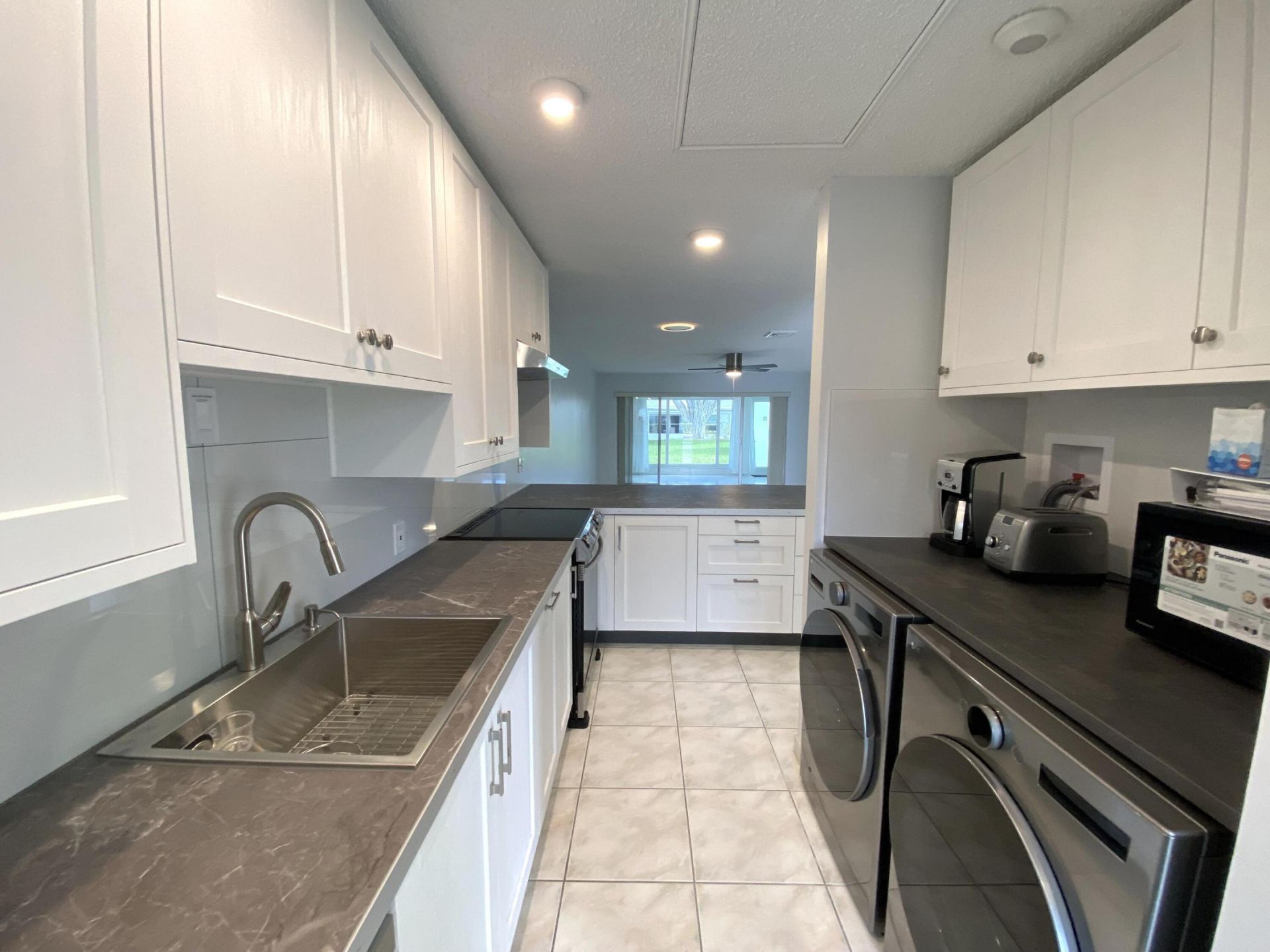 1110 Cactus Terrace, Unit D, Delray Beach, FL 33445 Photo