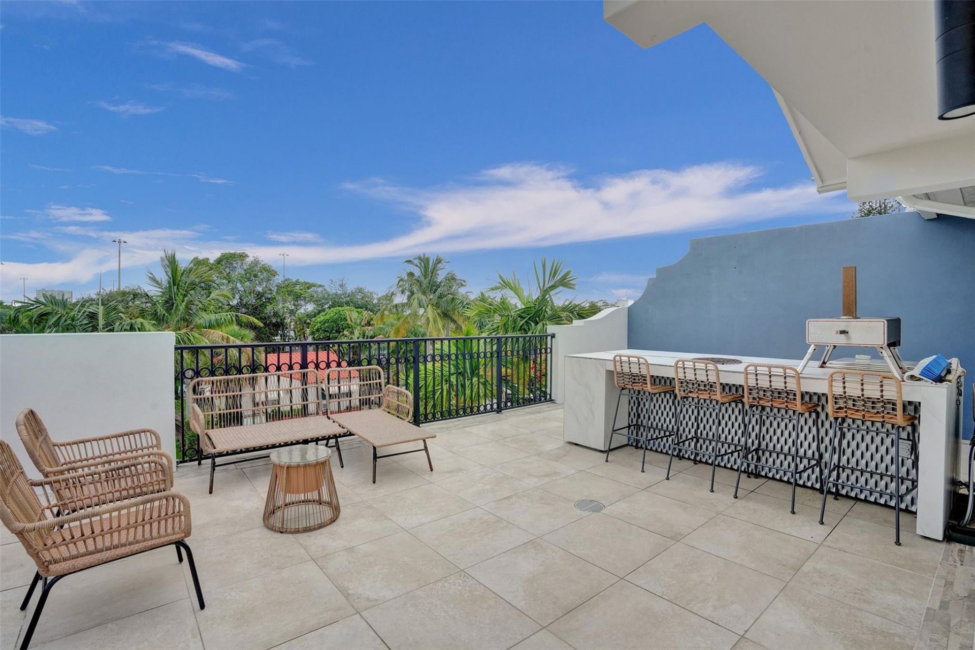 726 NE 15th Avenue, Unit 726, Fort Lauderdale, FL 33304 Photo