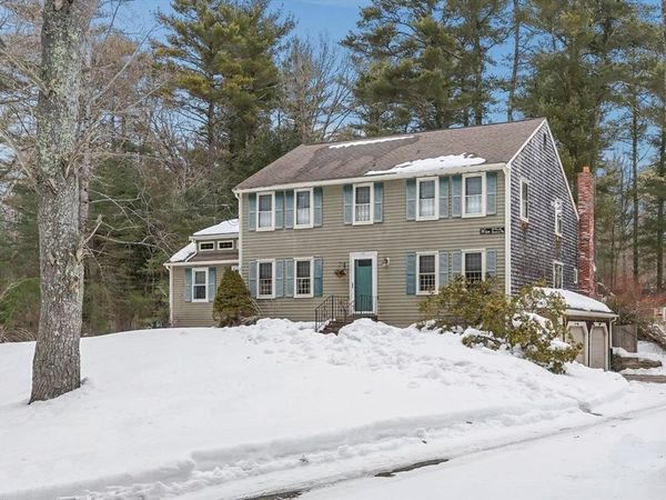 171 Pine St, Duxbury, MA 02332