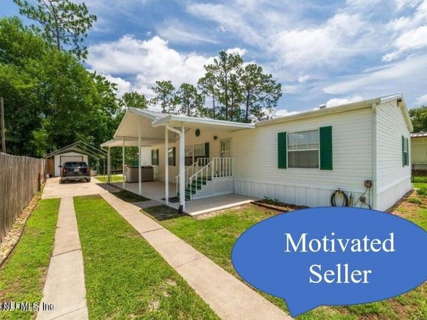 120 WATERWAY Avenue, Satsuma, FL 32189