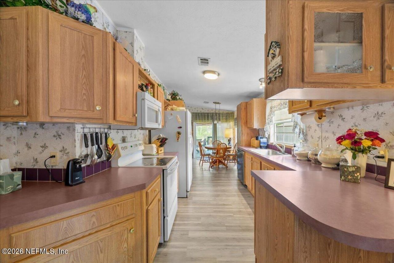 120 Waterway Avenue, Satsuma, FL 32189 Photo