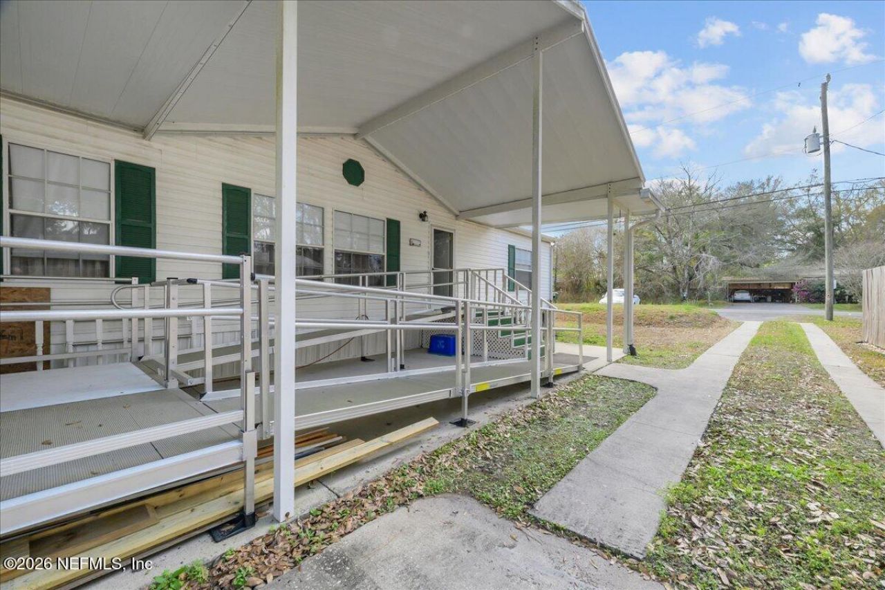 120 Waterway Avenue, Satsuma, FL 32189 Photo