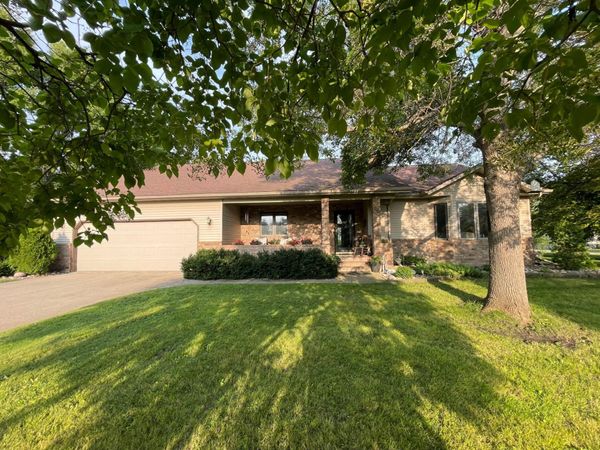 4562 50th Street S, Moorhead, MN 56560