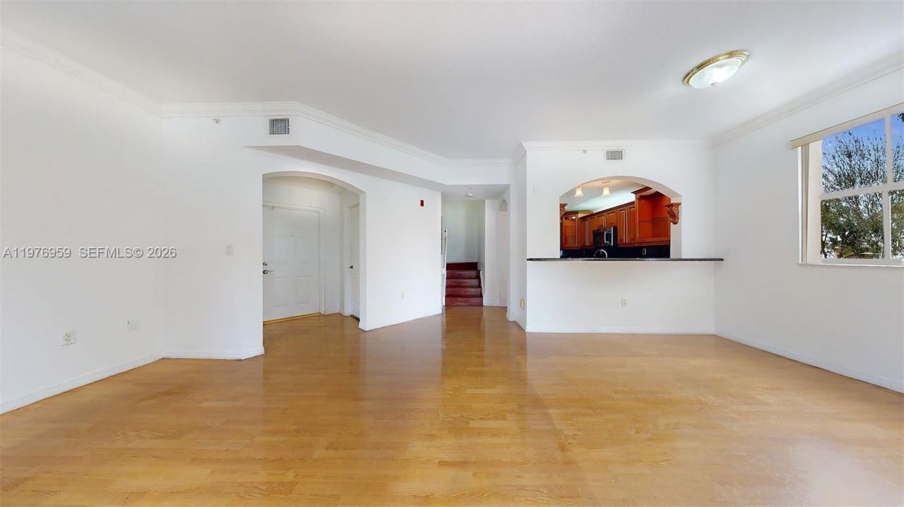 8980 W Flagler St, Unit 201, Miami, FL 33174 Photo