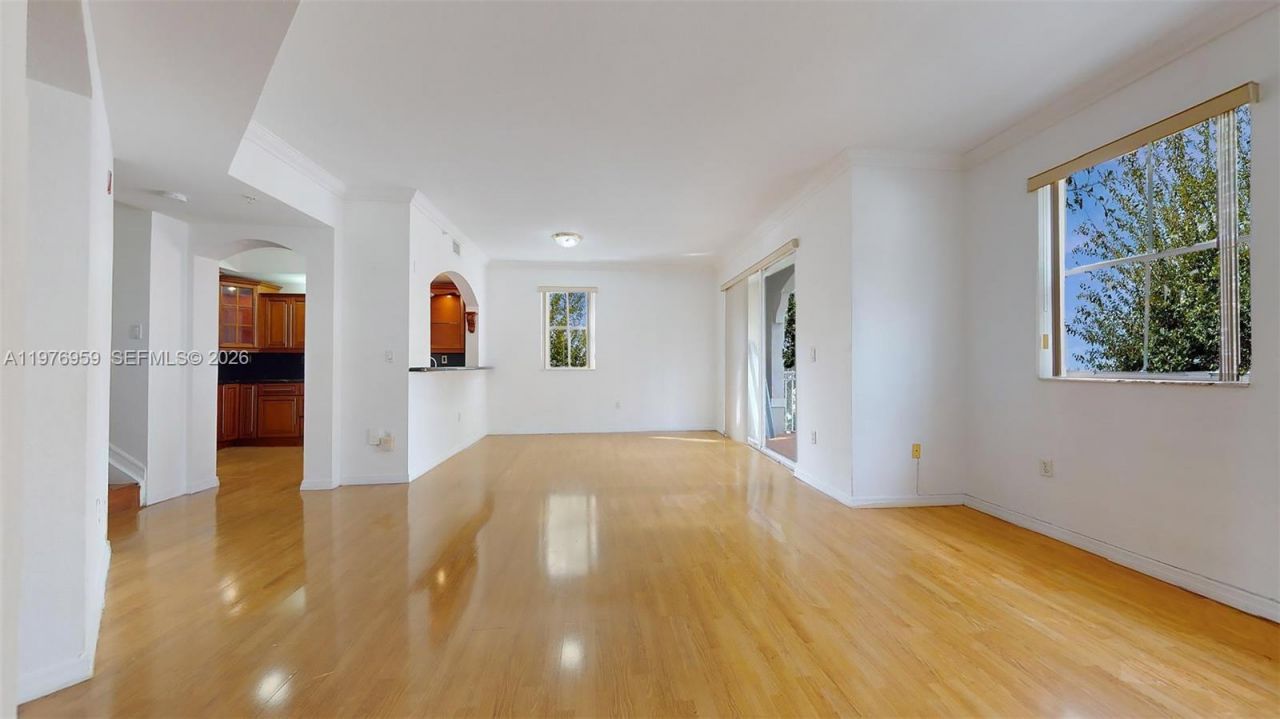 8980 W Flagler St, Unit 201, Miami, FL 33174 Photo