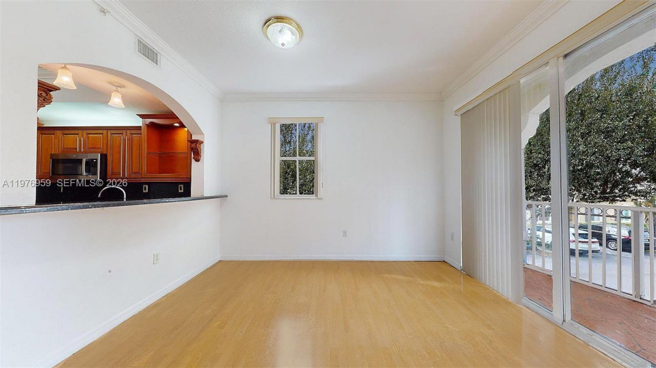 8980 W Flagler St, Unit 201, Miami, FL 33174 Photo