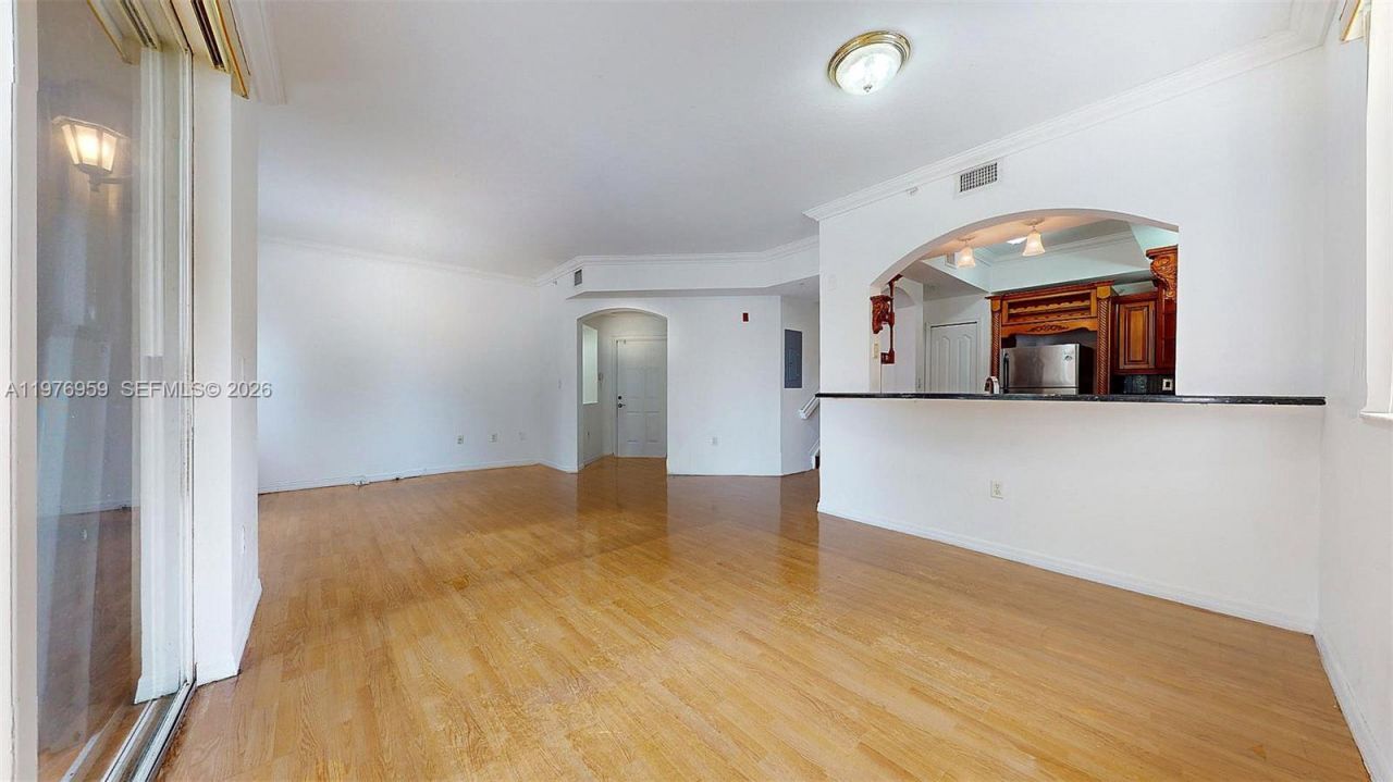 8980 W Flagler St, Unit 201, Miami, FL 33174 Photo