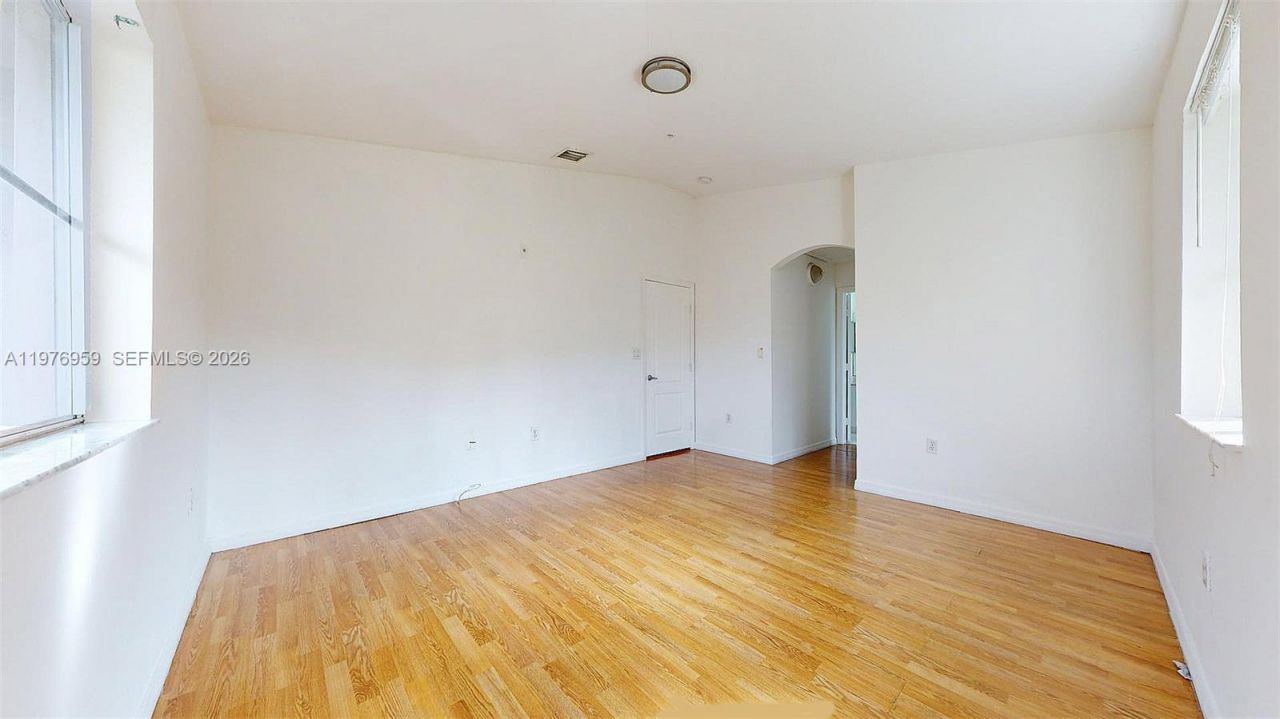 8980 W Flagler St, Unit 201, Miami, FL 33174 Photo