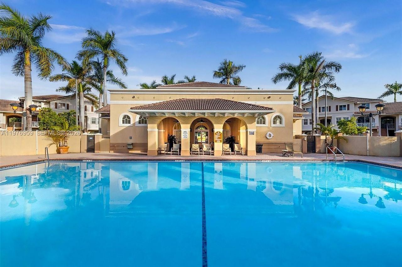 8980 W Flagler St, Unit 201, Miami, FL 33174 Photo