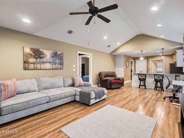 122 Acacia Lane , Abbeville, LA 70510