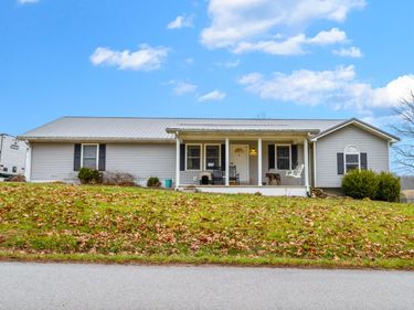 1484 W Pine Hill Road, London, KY 40744