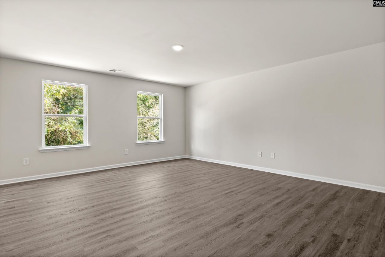 306 Elm Street  Photo 4