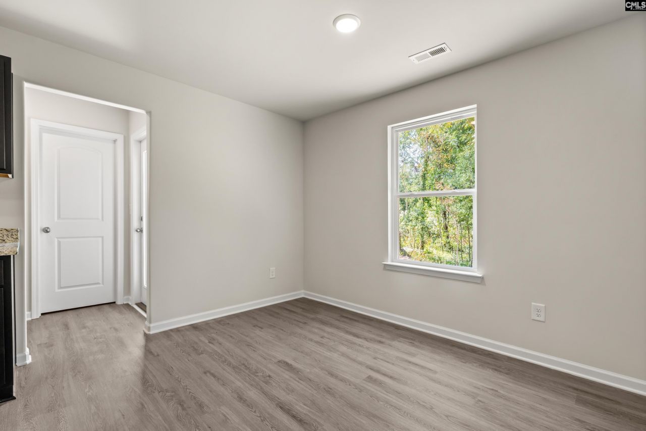 306 Elm Street  Photo 6