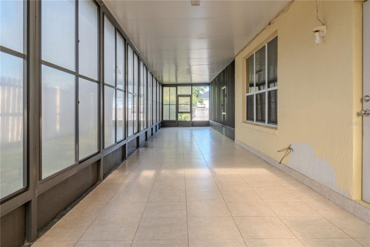 1895 Derby Glen Drive , Orlando, FL 32837 Photo