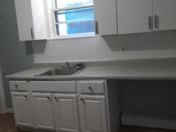 69 Williams Ave, Jersey, NJ 07304