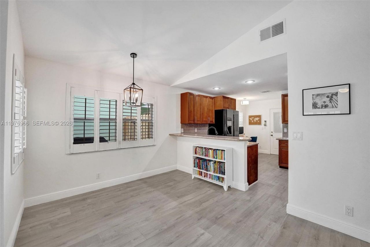 9304 Arborwood Cir, Davie, FL 33328 Photo