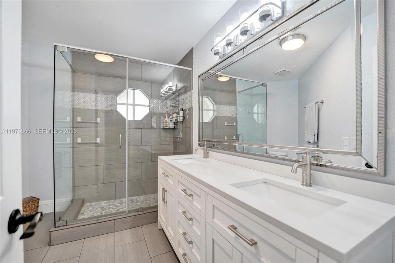 9304 Arborwood Cir, Davie, FL 33328 Photo