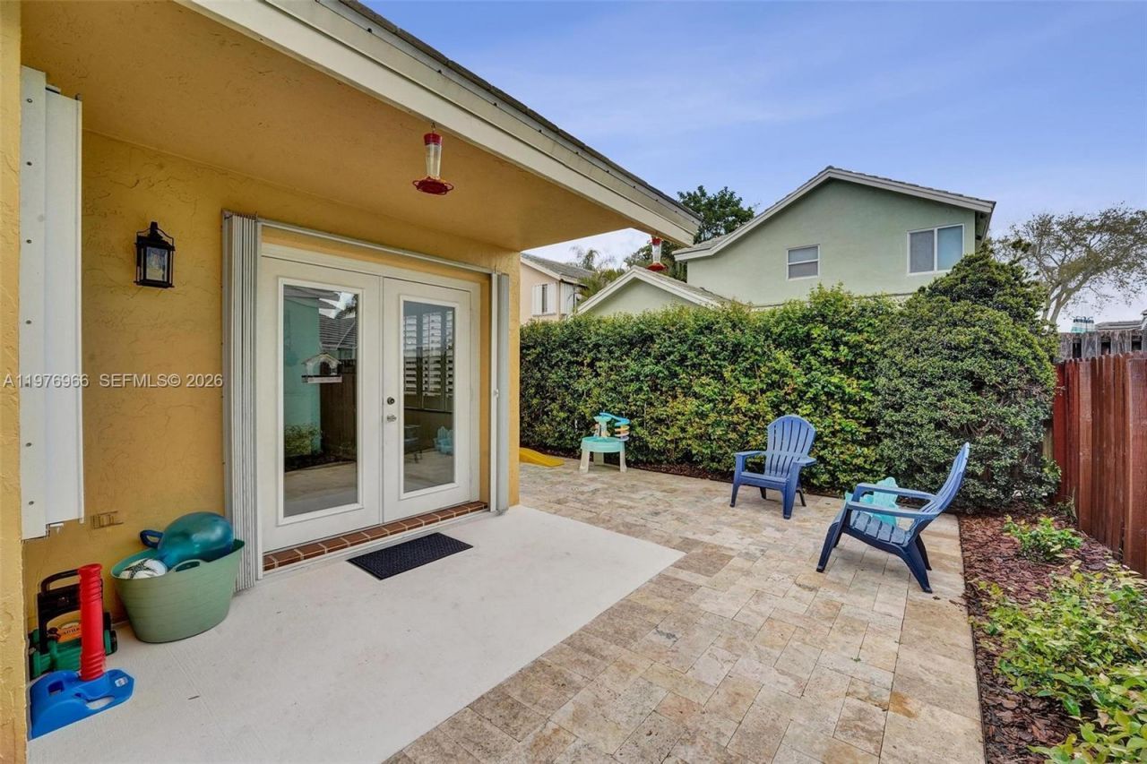 9304 Arborwood Cir, Davie, FL 33328 Photo