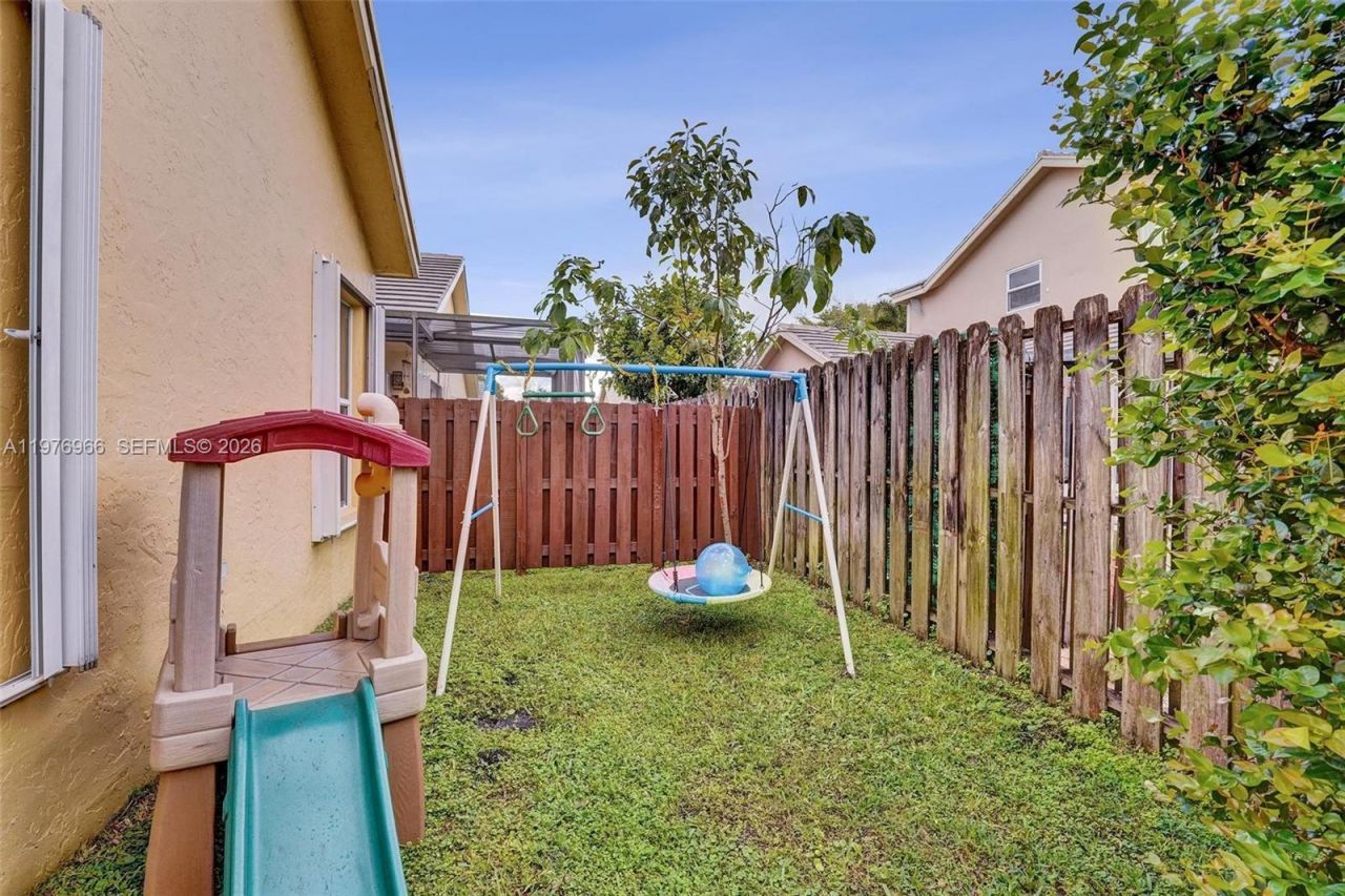 9304 Arborwood Cir, Davie, FL 33328 Photo