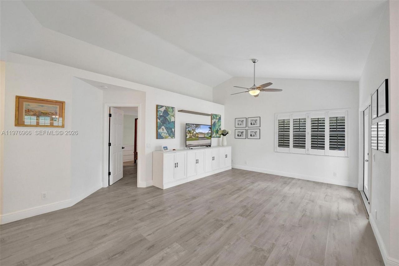 9304 Arborwood Cir, Davie, FL 33328 Photo