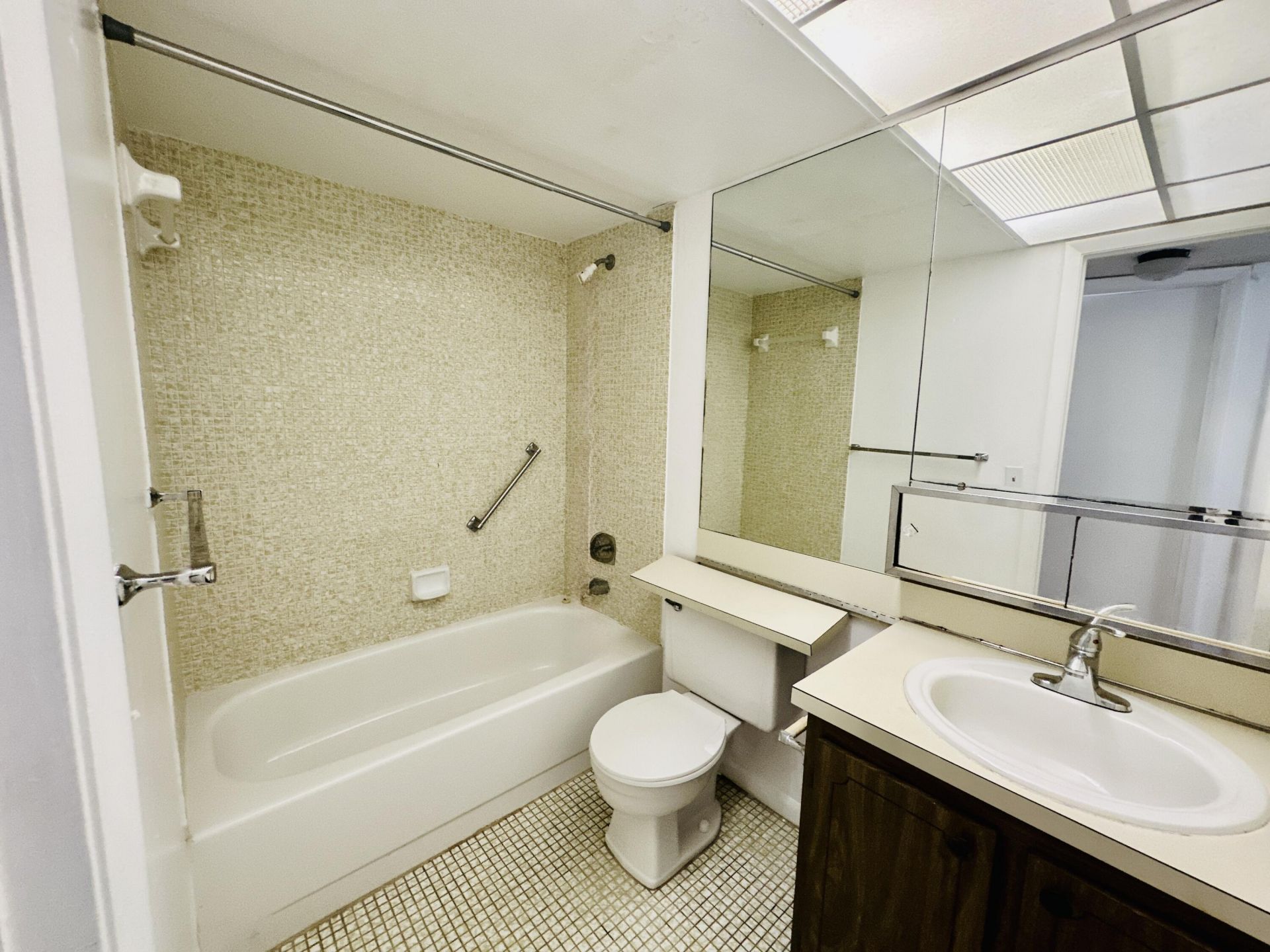 9900 Sunrise Lakes Boulevard, Unit 201, Sunrise, FL 33322 Photo