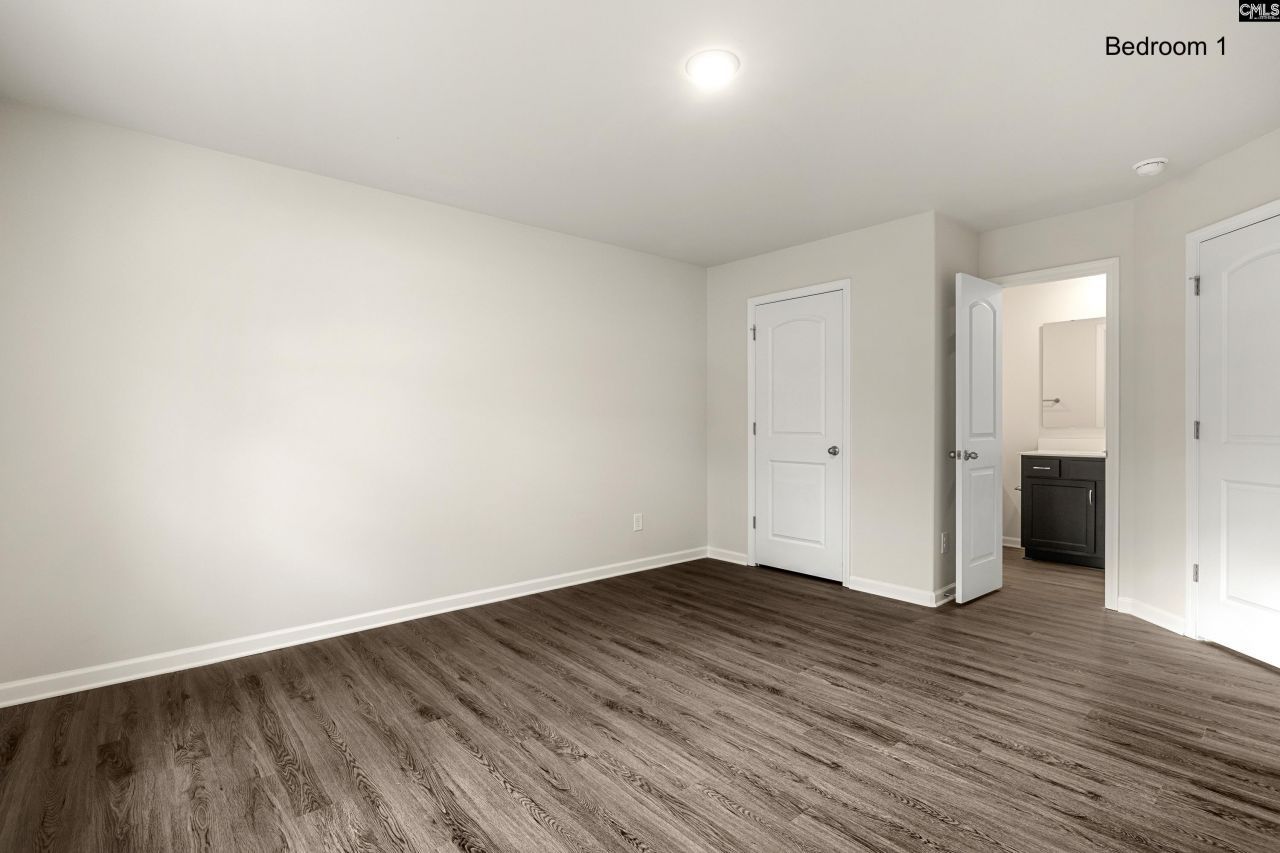 304 Elm Street  Photo 5