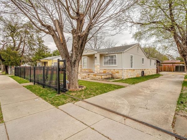 3618 Palacios Avenue , Dallas, TX 75212