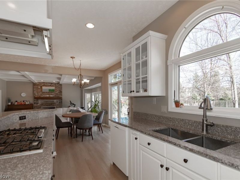 5596 Turnberry Lane, Highland Heights, OH 44143 Photo 12