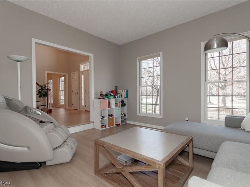 5596 Turnberry Lane, Highland Heights, OH 44143 Photo 18