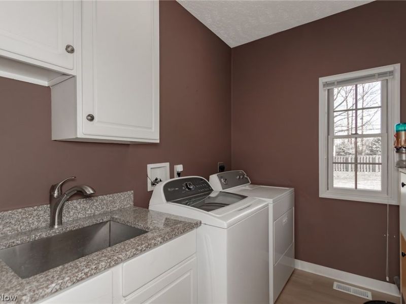 5596 Turnberry Lane, Highland Heights, OH 44143 Photo 22