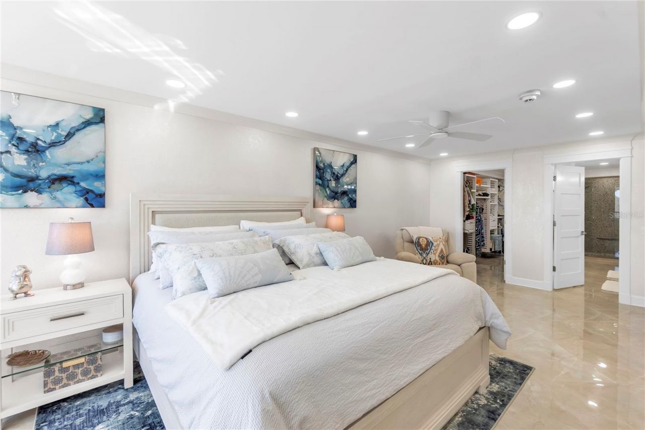 5770 Midnight Pass, Unit C608, Siesta Key, FL 34242 Photo