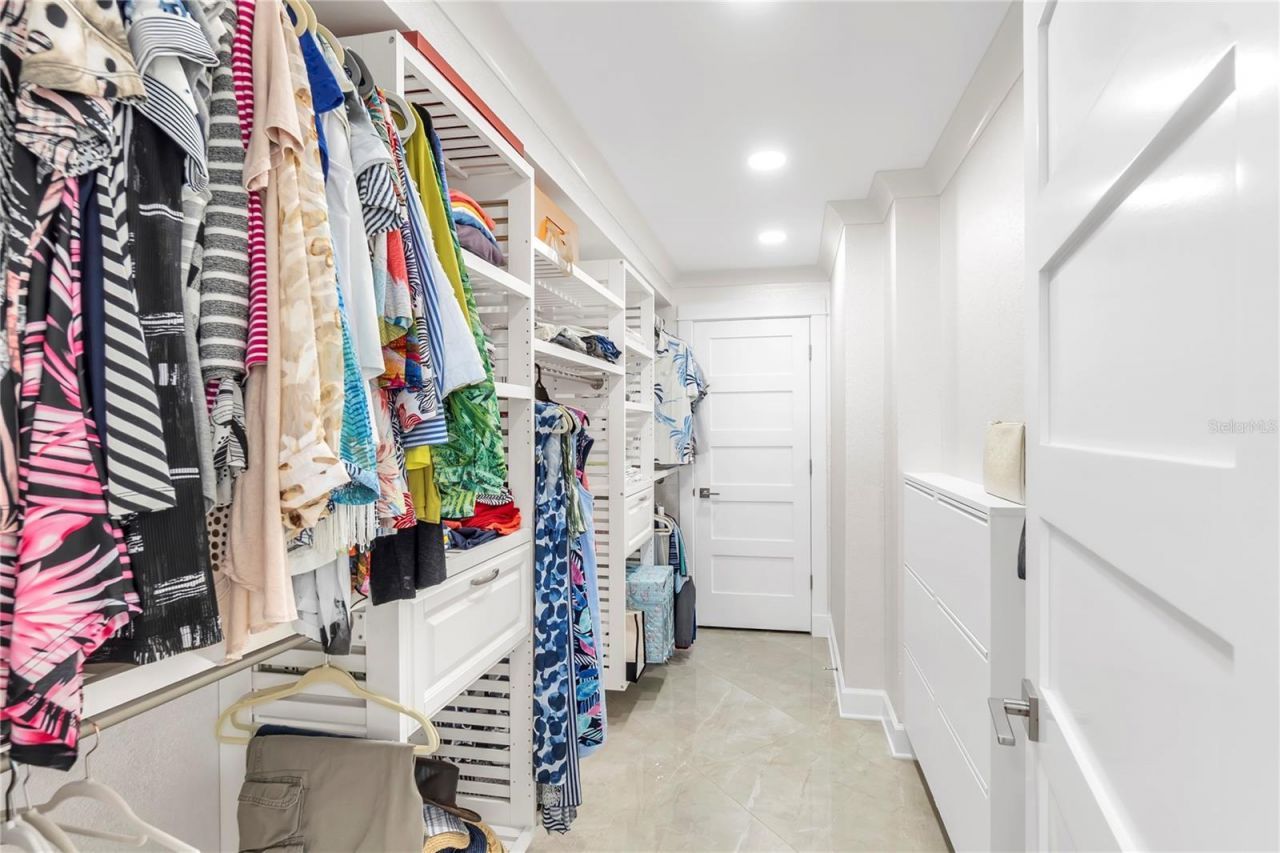 5770 Midnight Pass, Unit C608, Siesta Key, FL 34242 Photo