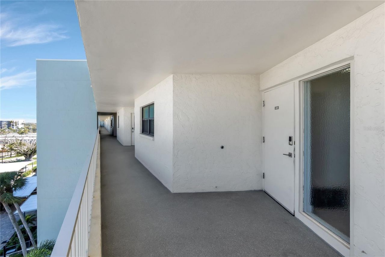 5770 Midnight Pass, Unit C608, Siesta Key, FL 34242 Photo