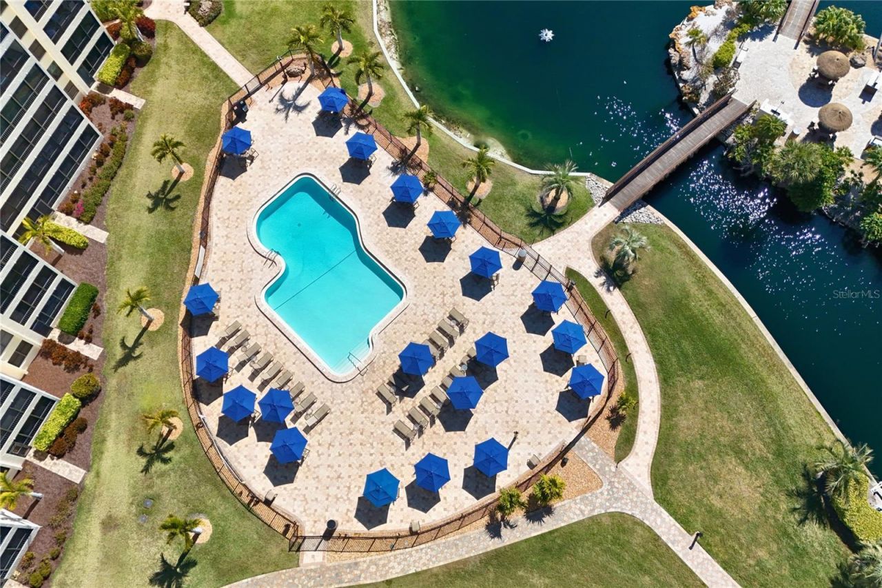 5770 Midnight Pass, Unit C608, Siesta Key, FL 34242 Photo