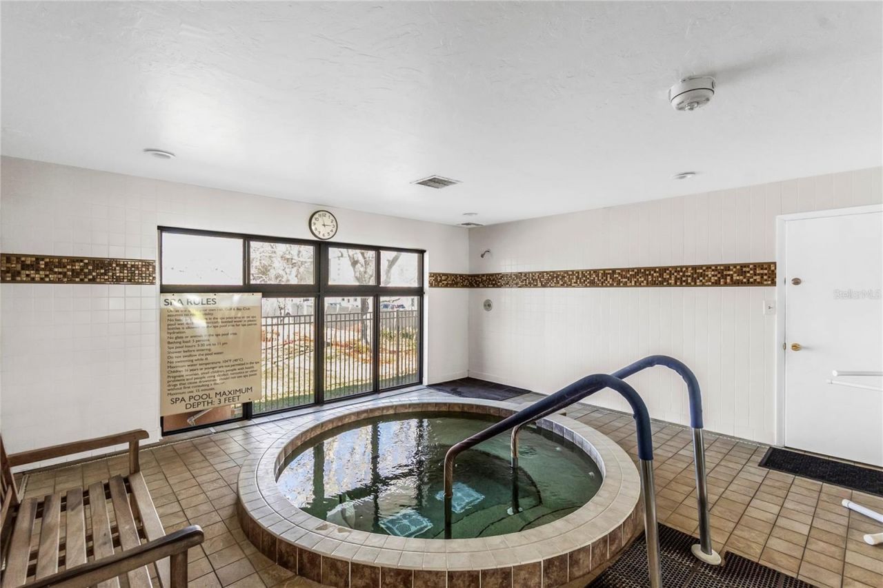 5770 Midnight Pass, Unit C608, Siesta Key, FL 34242 Photo