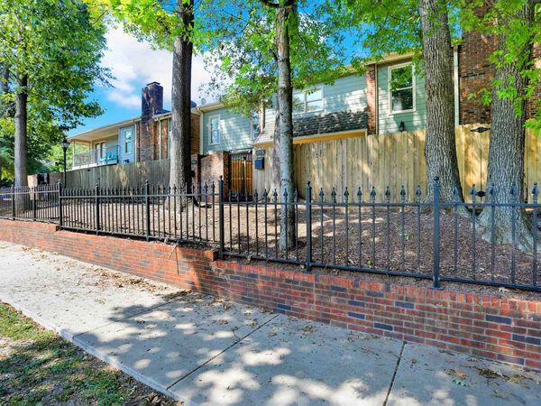 698 HOTCHKISS BLVD, Unit B, Memphis, TN 38104