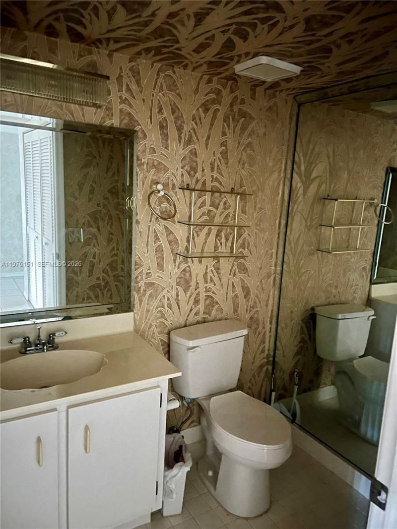 7555 Trent Dr, Unit 212 D, Tamarac, FL 33321 Photo