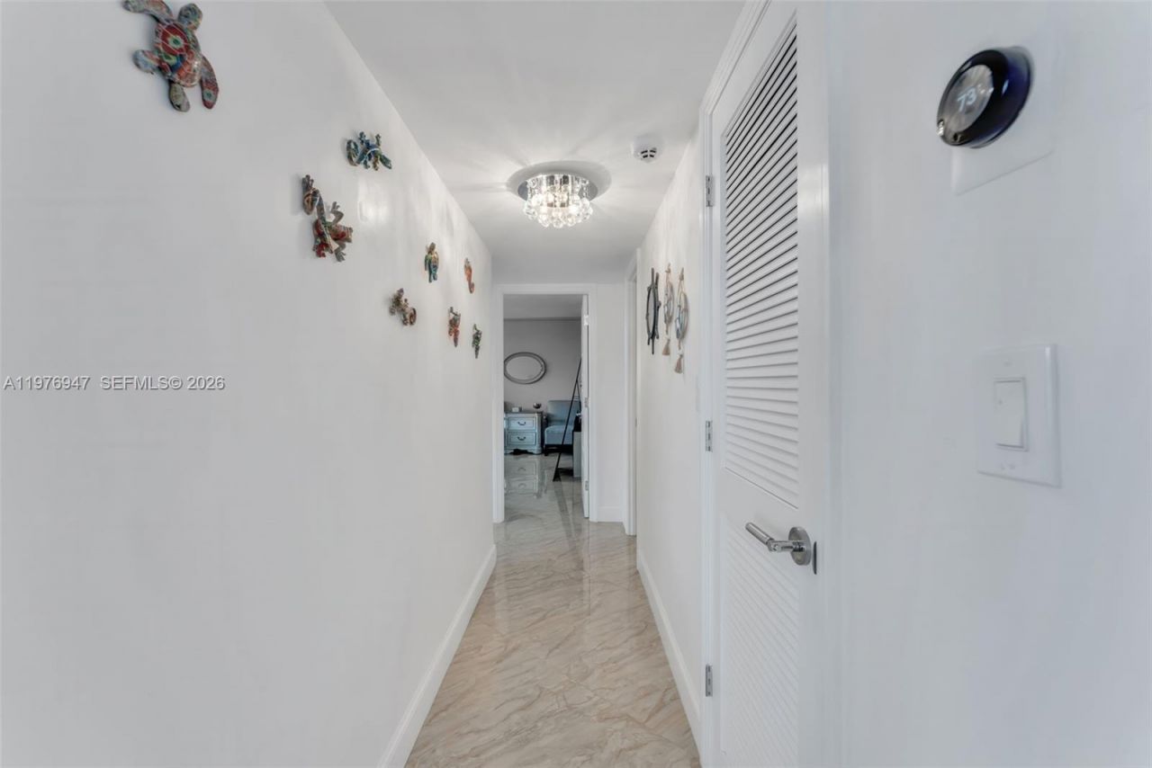 1825 S Ocean Dr, Unit 1014, Hallandale Beach, FL 33009 Photo